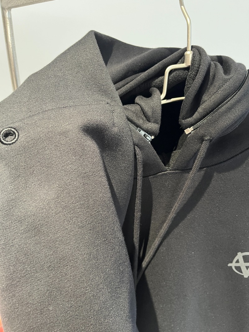VETEMENTS Black Incognito Hoodie_13.jpg