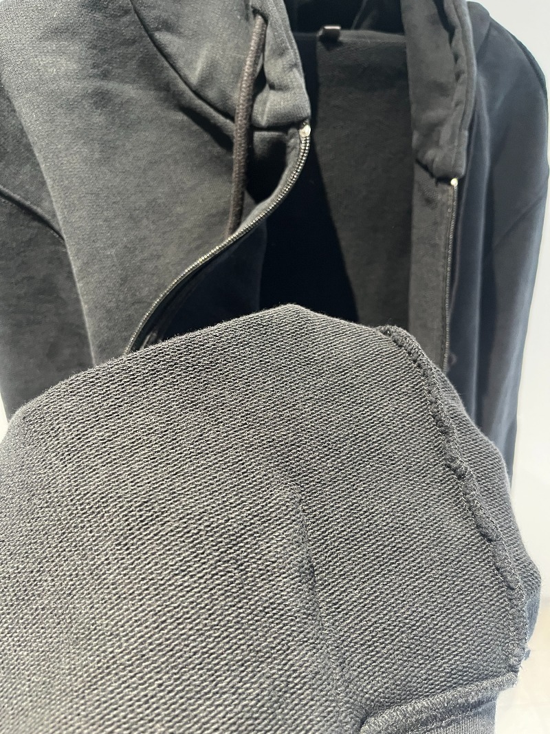 VETEMENTS ELEVEN INCH GUN CLUB Zip-up_9.jpg