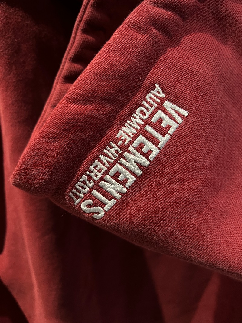 VETEMENTS MAY THE BRIDGES I BURN LIGHT THE WAY Hoodie_17.jpg