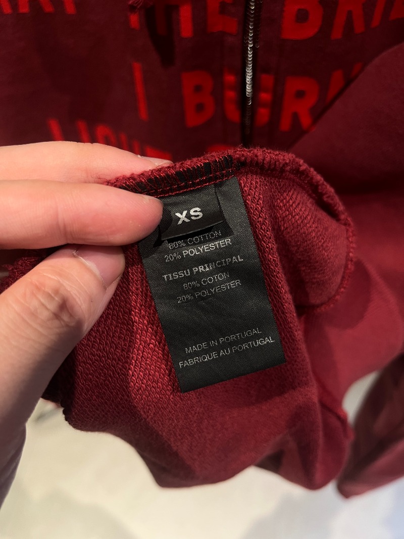 VETEMENTS MAY THE BRIDGES I BURN LIGHT THE WAY Zip-up_20.jpg