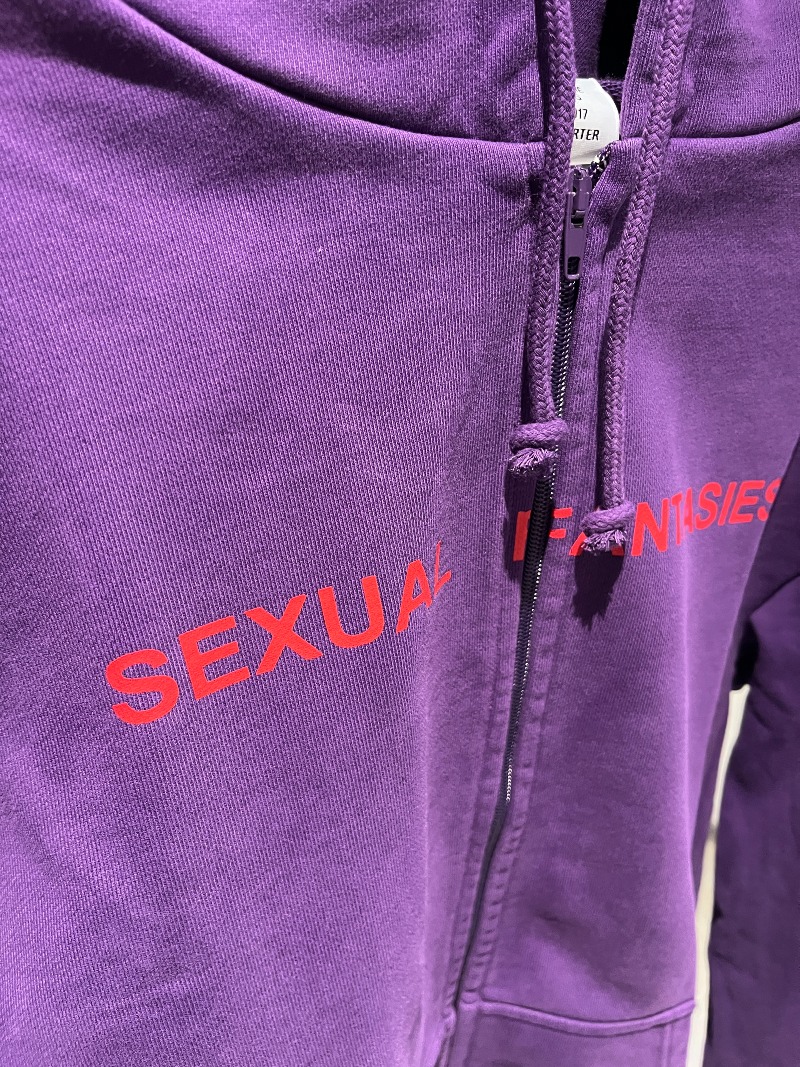 VETEMENTS SEXUAL FANTASIES Zip-up_10.jpg