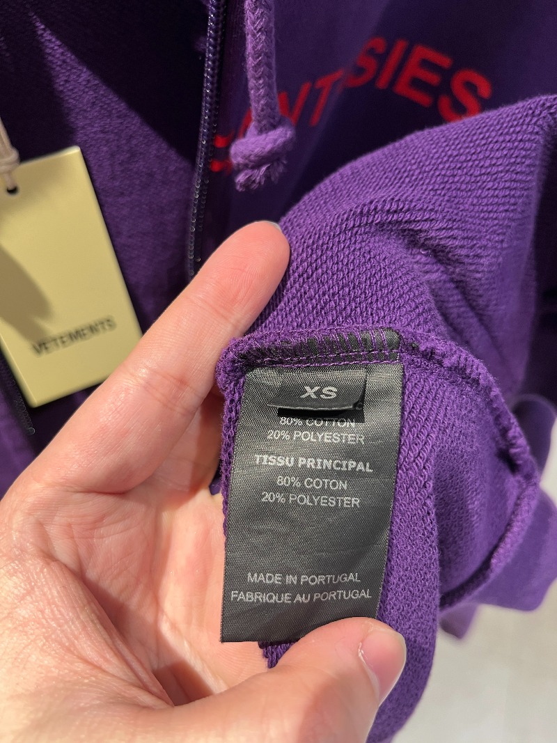 VETEMENTS SEXUAL FANTASIES Zip-up_22.jpg