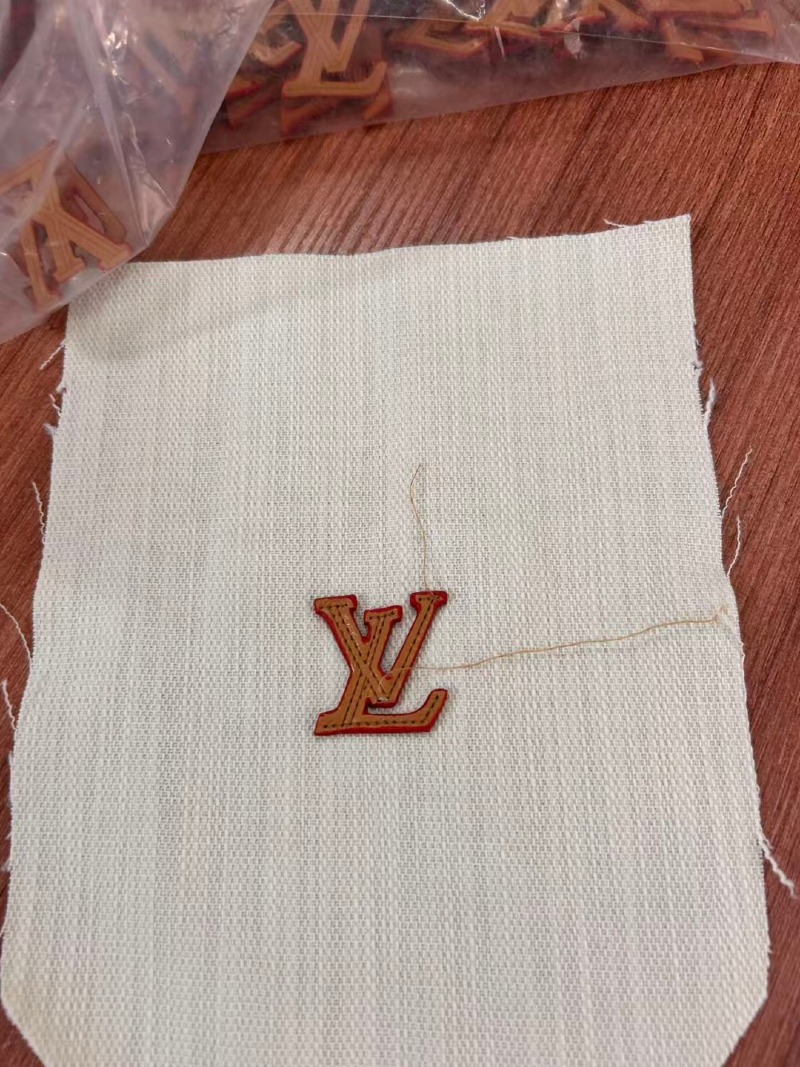 13425366586818352.jpg