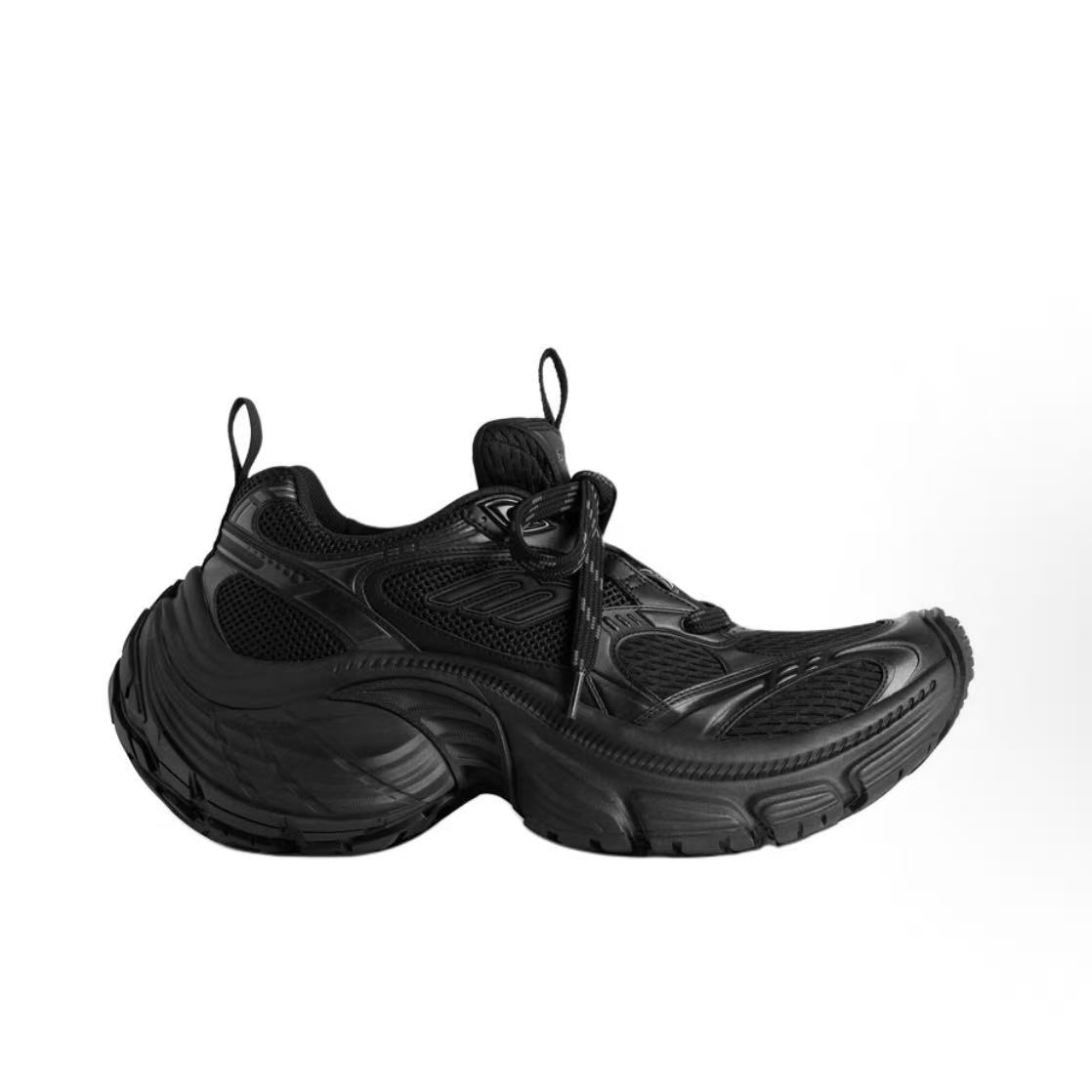 발렌시아가 러너 스니커즈 화이트 블랙 792778W2MV21000 (XA공장)