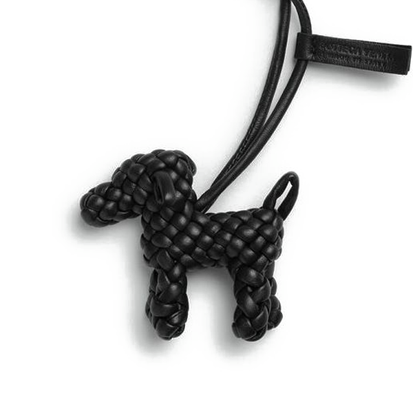 보테가베네타 인트레치아토 나파 가죽 도그 참 블랙 807068V3D811000