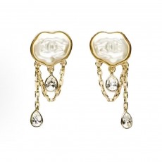 샤넬 25A 이른가을 컬렉션 크리스털 디테일 이어링 남녀공용 골드