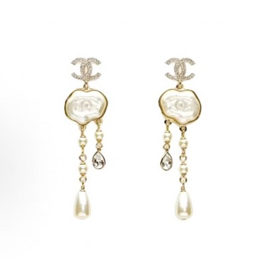 샤넬 25A 초가을 장식 디자인 이어링 남여공용 골드