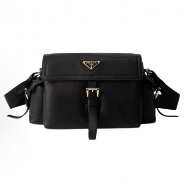 프라다 익스플로어 미디움 램스킨 숄더백 1BD394 블랙