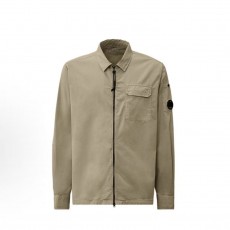 C.P.컴퍼니 지퍼 로고 포켓 긴팔 재킷 남성용 카키 (탑몽X)