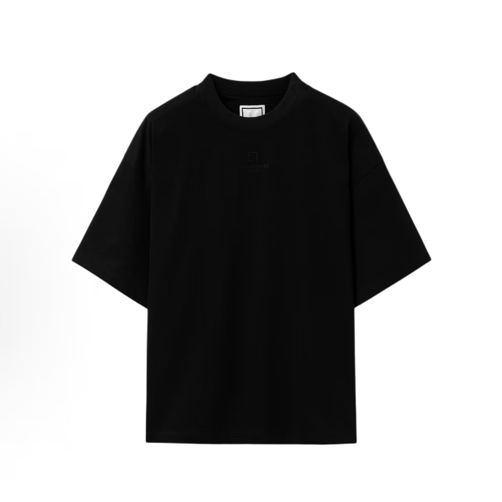 우영미 로고 라운드넥 드롭숄더 반팔 티셔츠 남성 블랙