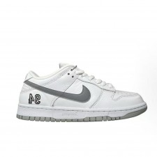 나이키 x 슈프림 덩크 SB 로우 화이트 로우탑 스니커즈 (CY공장)