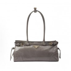 프라다 보니 소프트 럭스미디엄 가죽 토트 겸 숄더백 1BA426