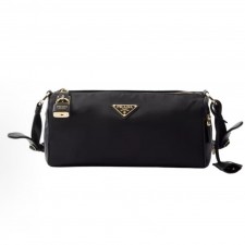 프라다 로고 프린트 리나일론 숄더백 1BC233