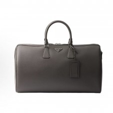 프라다 사피아노 에나멜 삼각 로고 레더 트래블백 2VC018