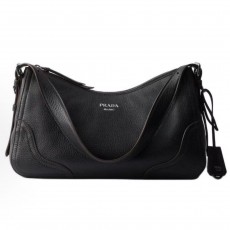 프라다 에메 보르사 아 스팔라 레터링 로고 스웨이드 라지 숄더백 1BC280 블랙