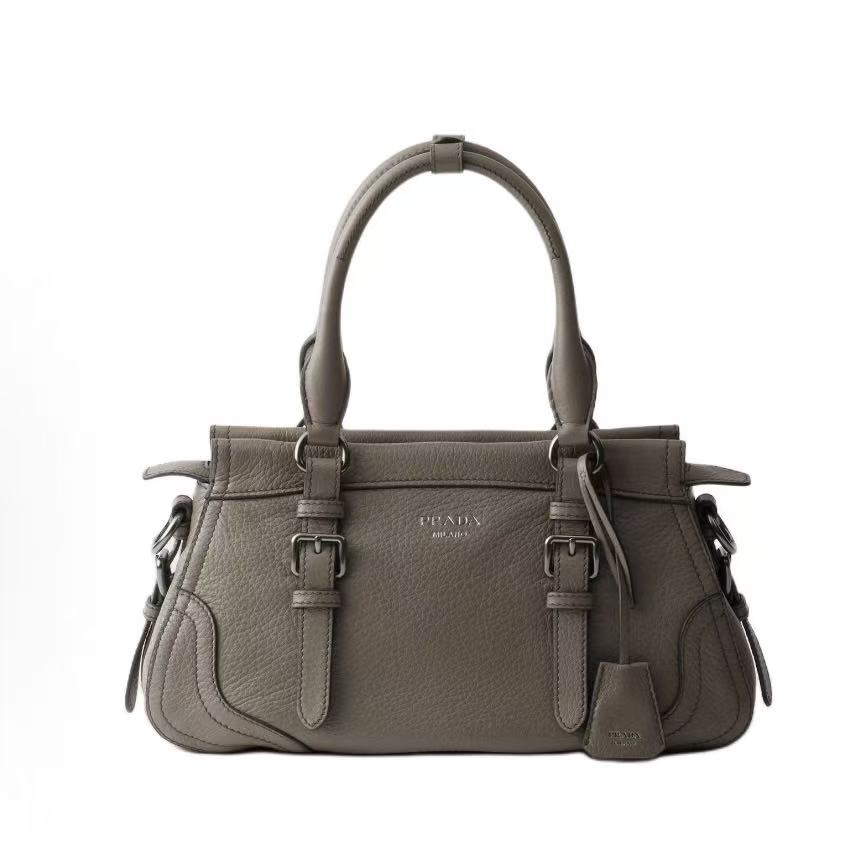 프라다 엠보싱 레터링 로고 레더 토트 쇼퍼백 1BG604 그레이