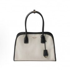 프라다 오버사이즈 레터링 로고 패브릭 토트백 미디엄 1BG572 블랙