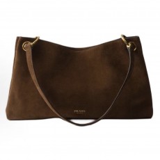 프라다 에뛰드 엠보 레터링 메탈 장식 카프스킨 숄더백 라지 1BC259