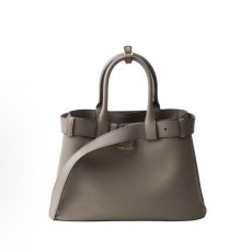 프라다 버클 엠보 레터링 로고 가죽 토트백 미디엄 1BA434 그레이