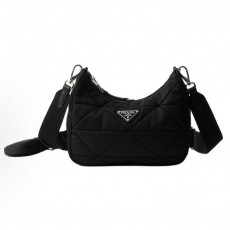 프라다 리나일론 삼각 로고 숄더백 1BC151