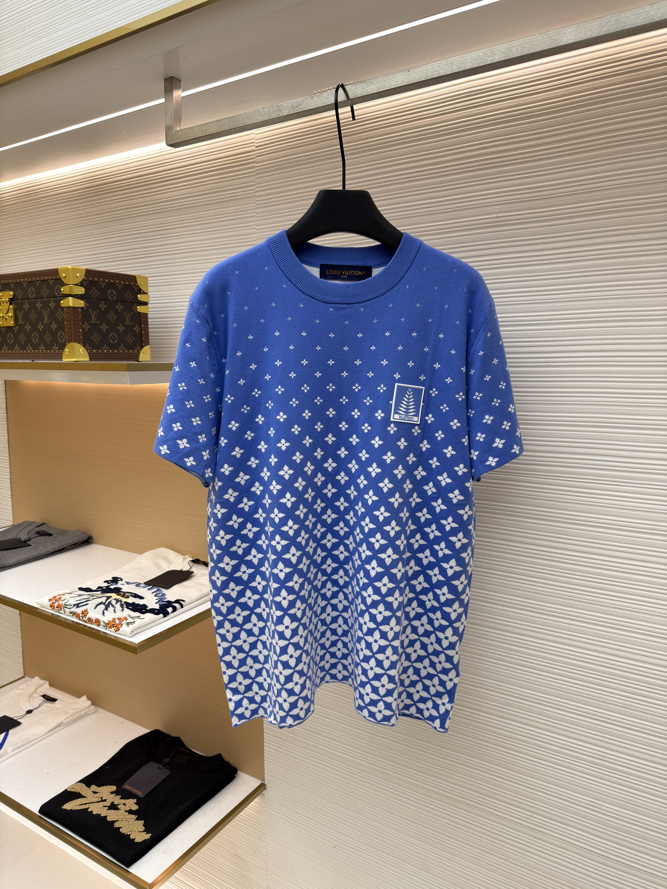루이비통 스노우플레이크 니트 반팔 티셔츠 (X공장)