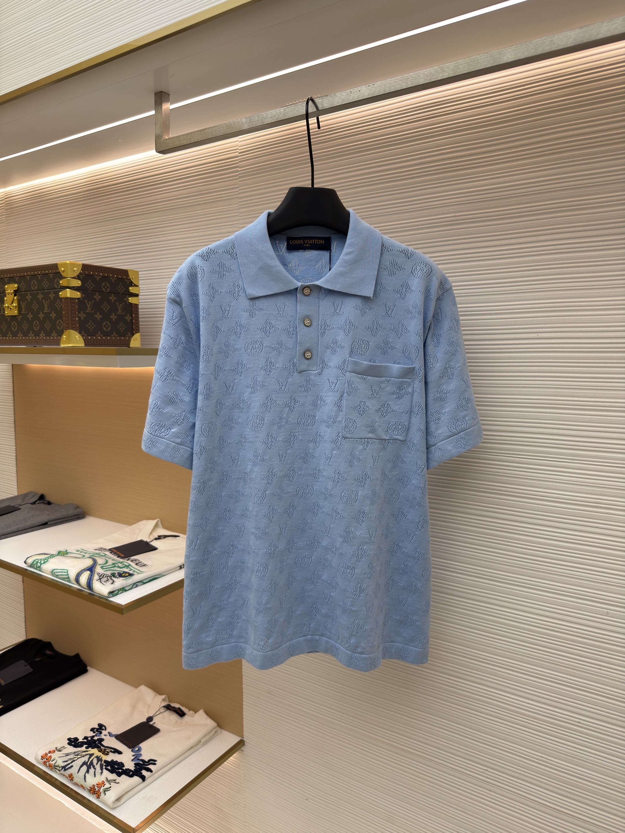 루이비통 레터 퍼포레이티드 펀칭 자카드 니트 반팔 폴로 셔츠 (X공장)
