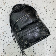 발렌시아가 르 카골 스터드 백팩 가죽 더블 숄더백