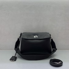 발렌시아가 로데오 스몰 메신저 크로스백 811608