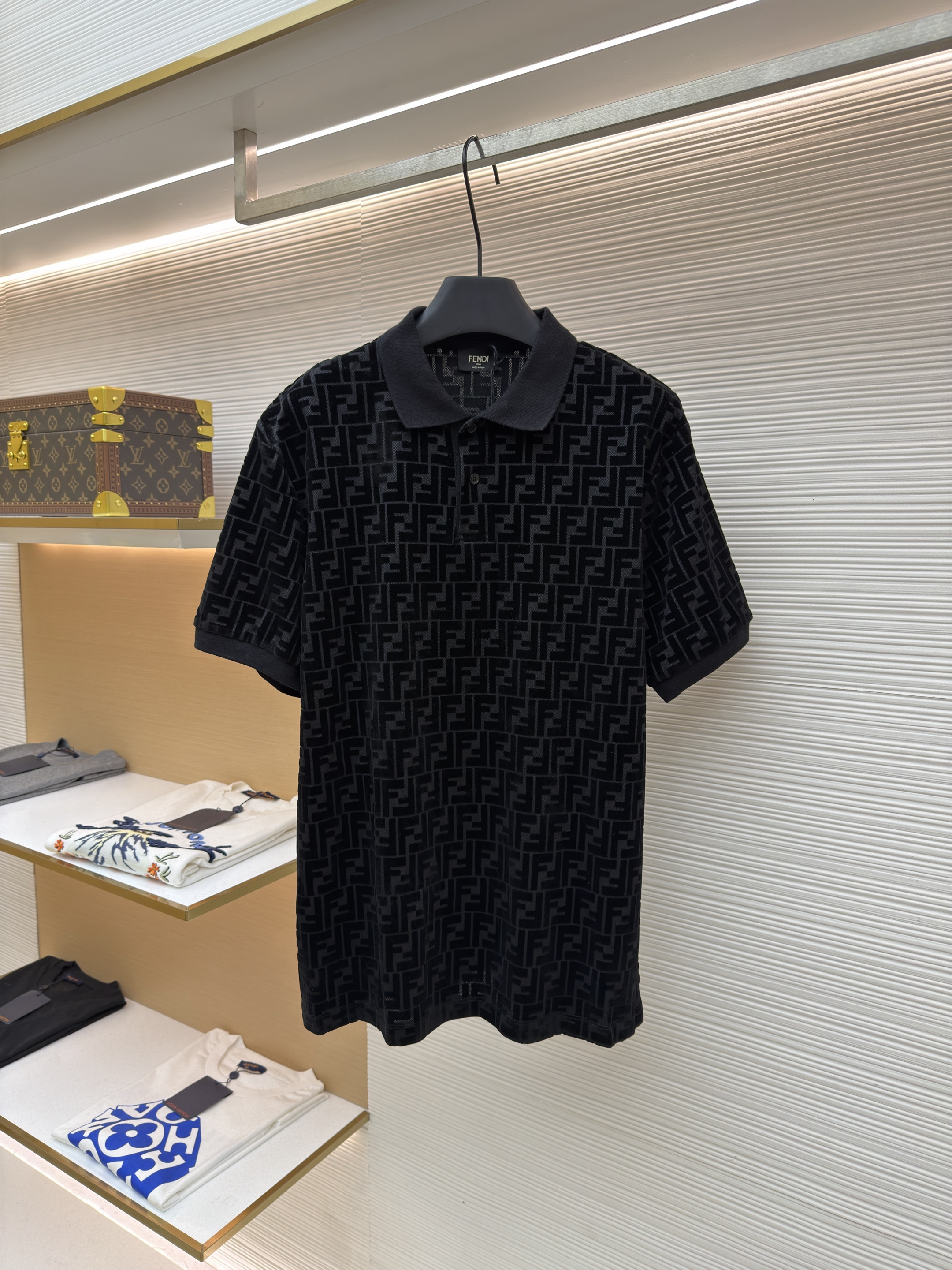 펜디 FENDI 실켓 플로킹 POLO 셔츠(X공장)