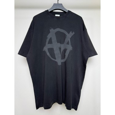 베트멍 아나키 V 로고 반팔 티셔츠 블랙