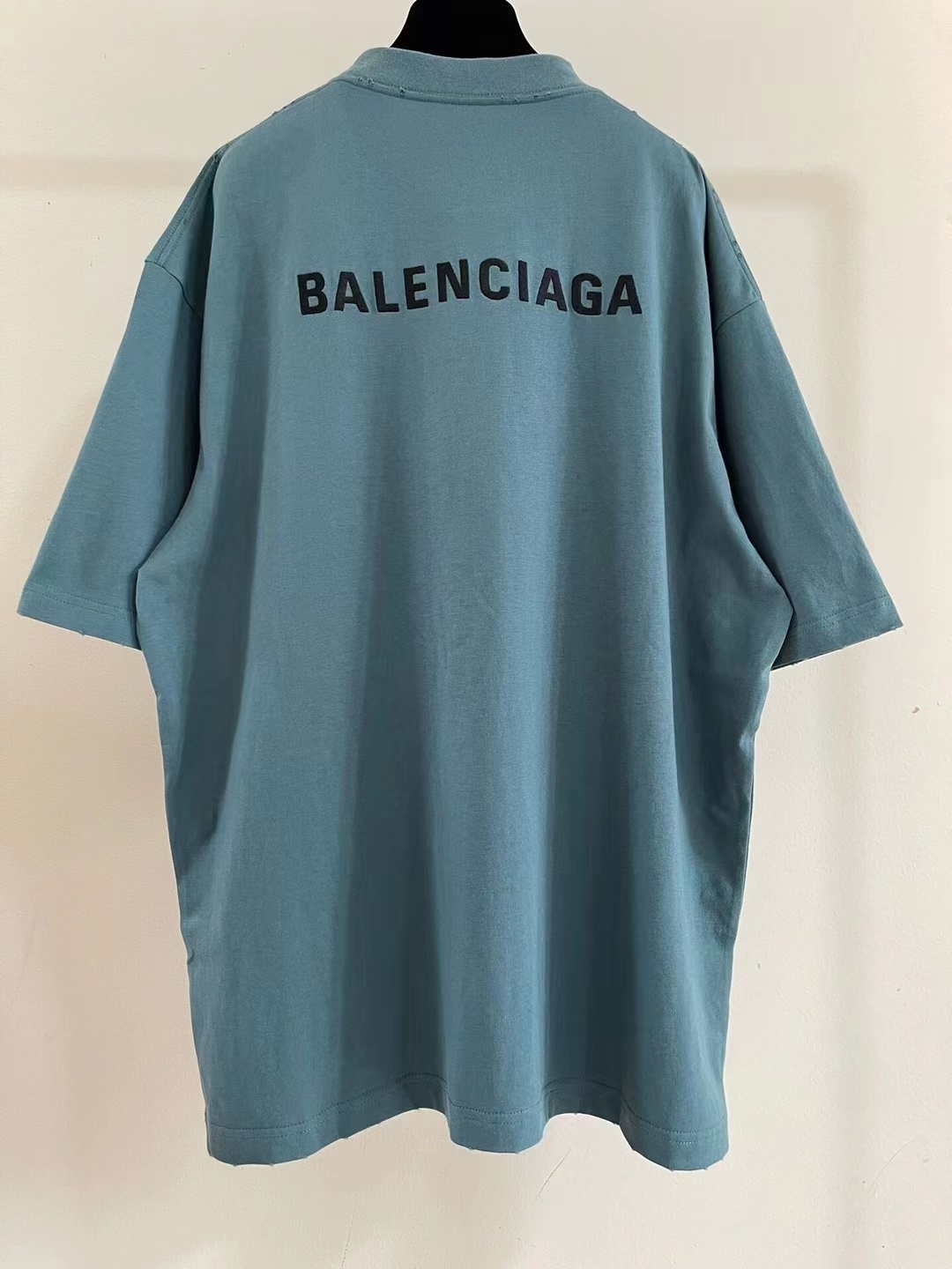 발렌시아가 자수 로고 반팔 티셔츠 블루