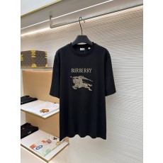 버버리 Burberry 가는 실 전마(戰馬) 자수 라운드넥 반팔 티셔츠